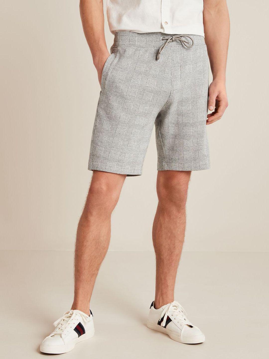 next men mid-rise checked shorts