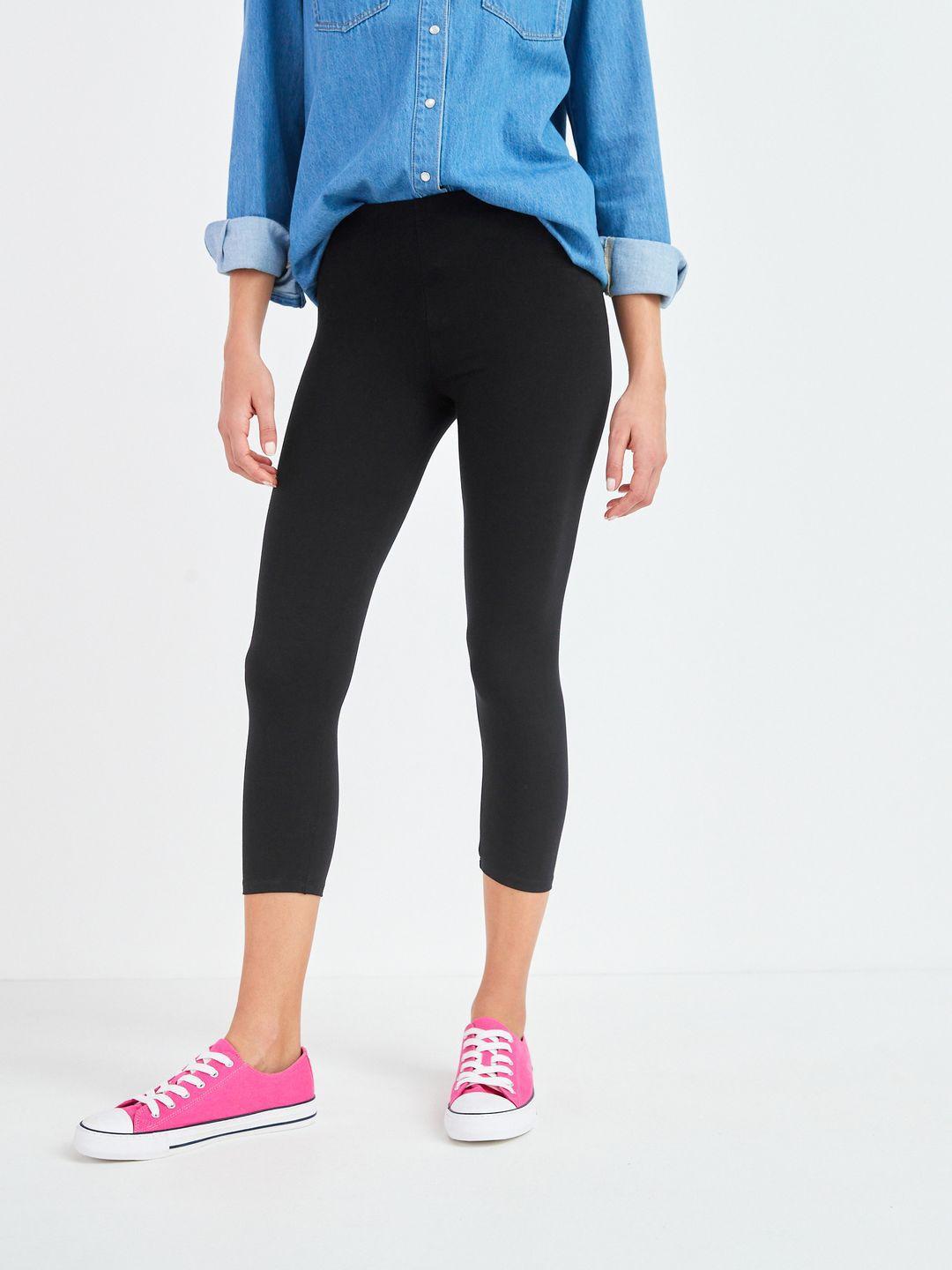 next women ecovero solid cropped leggings