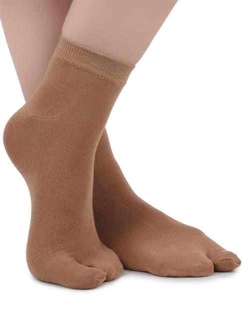 next2skin brown ankle length cotton thumb socks (pack of 3)