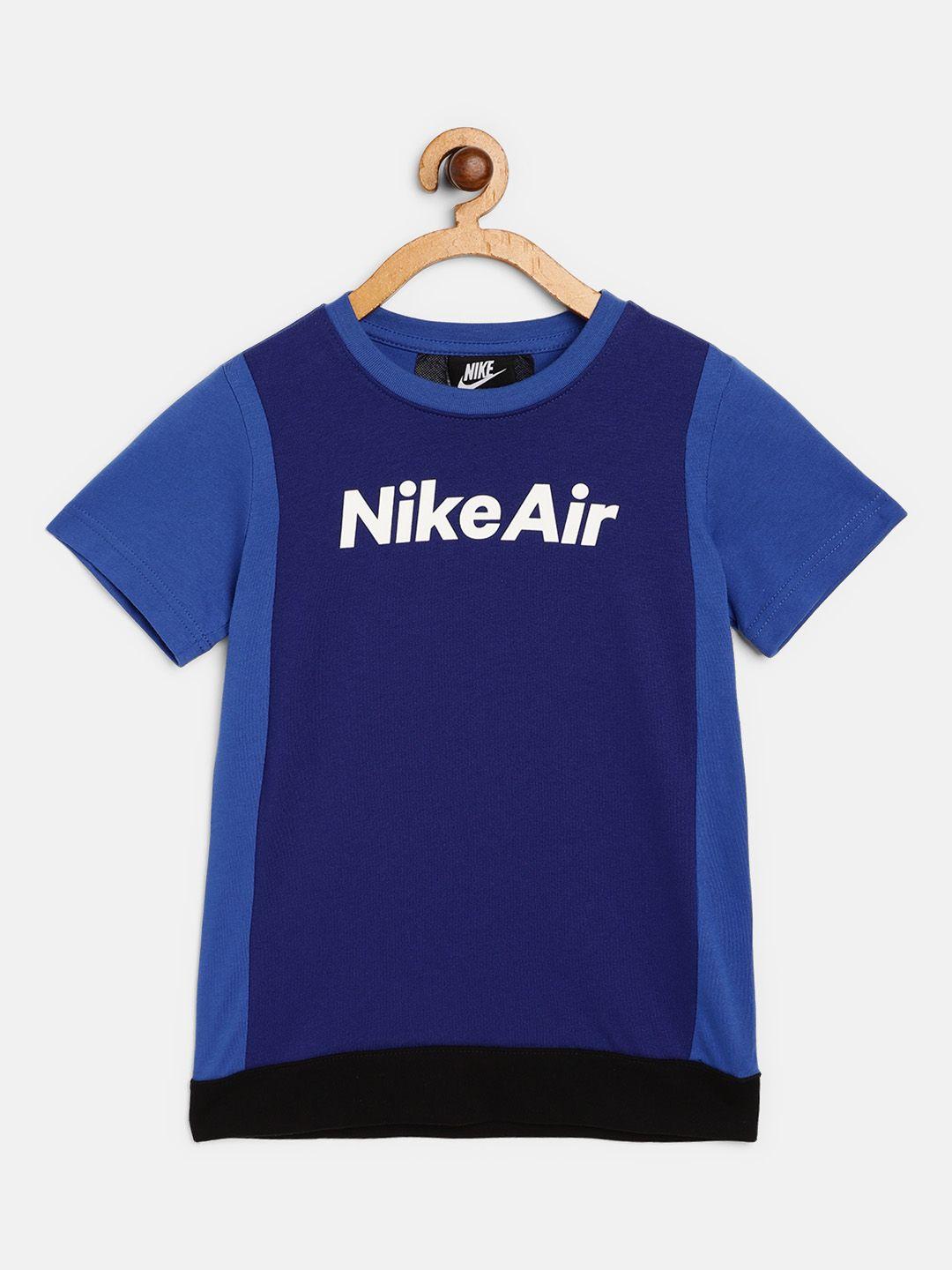 nike boys blue & white typography printed nsw air round neck t-shirt