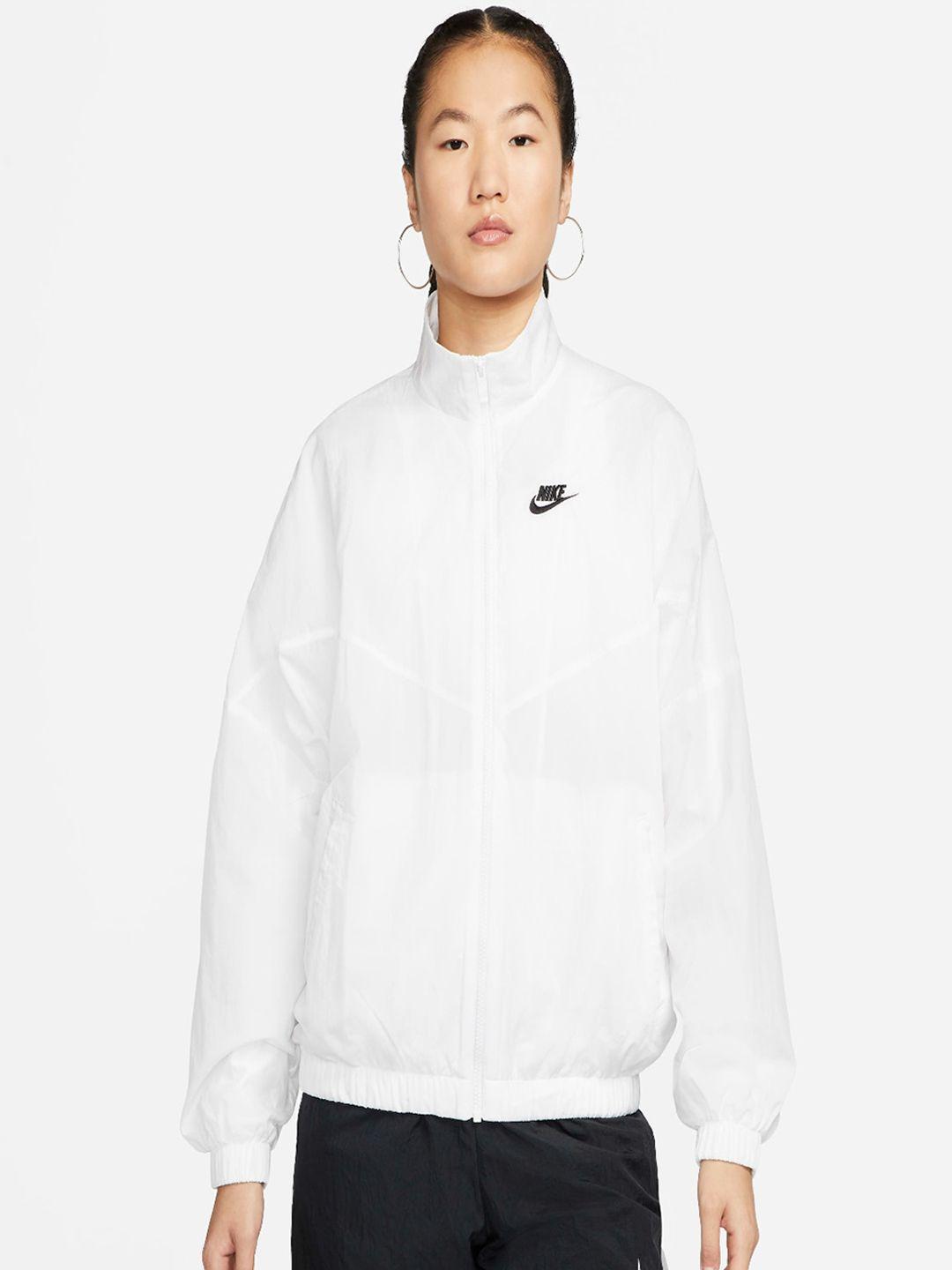 nike women sportswear essential windrunner woven jacket