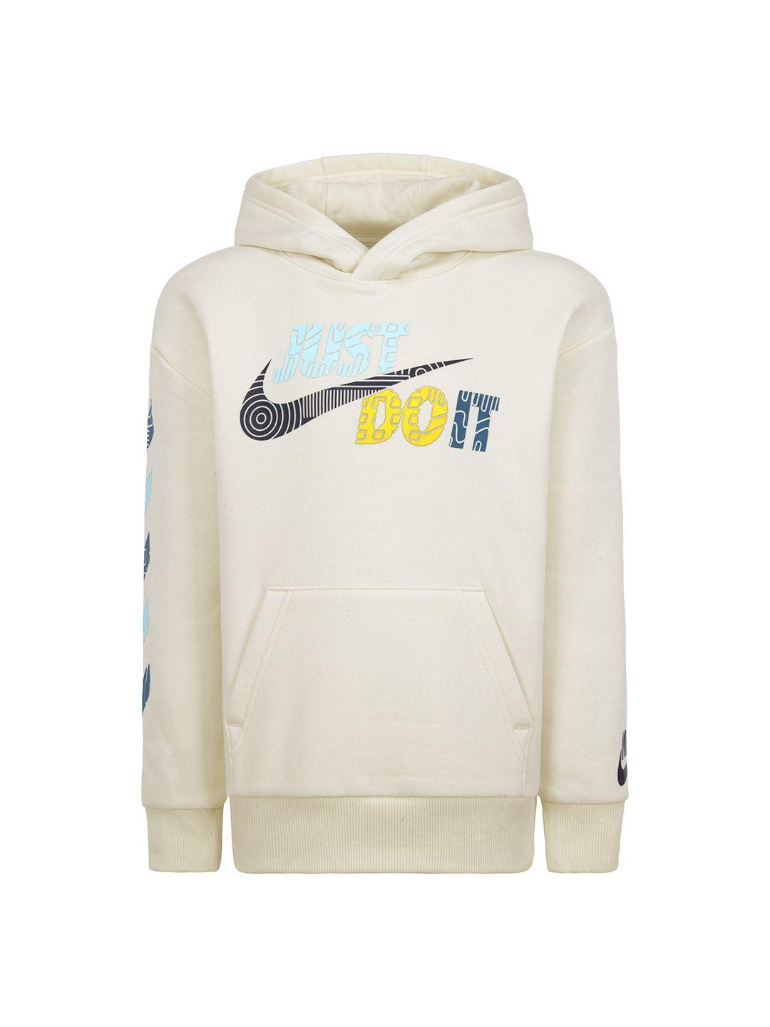 nike boys trend trekker printed pullover sweatshirt