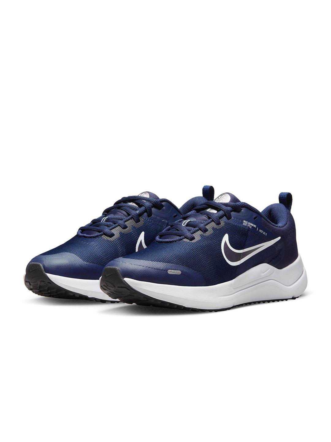 nike kids downshifter 12 older road running shoes