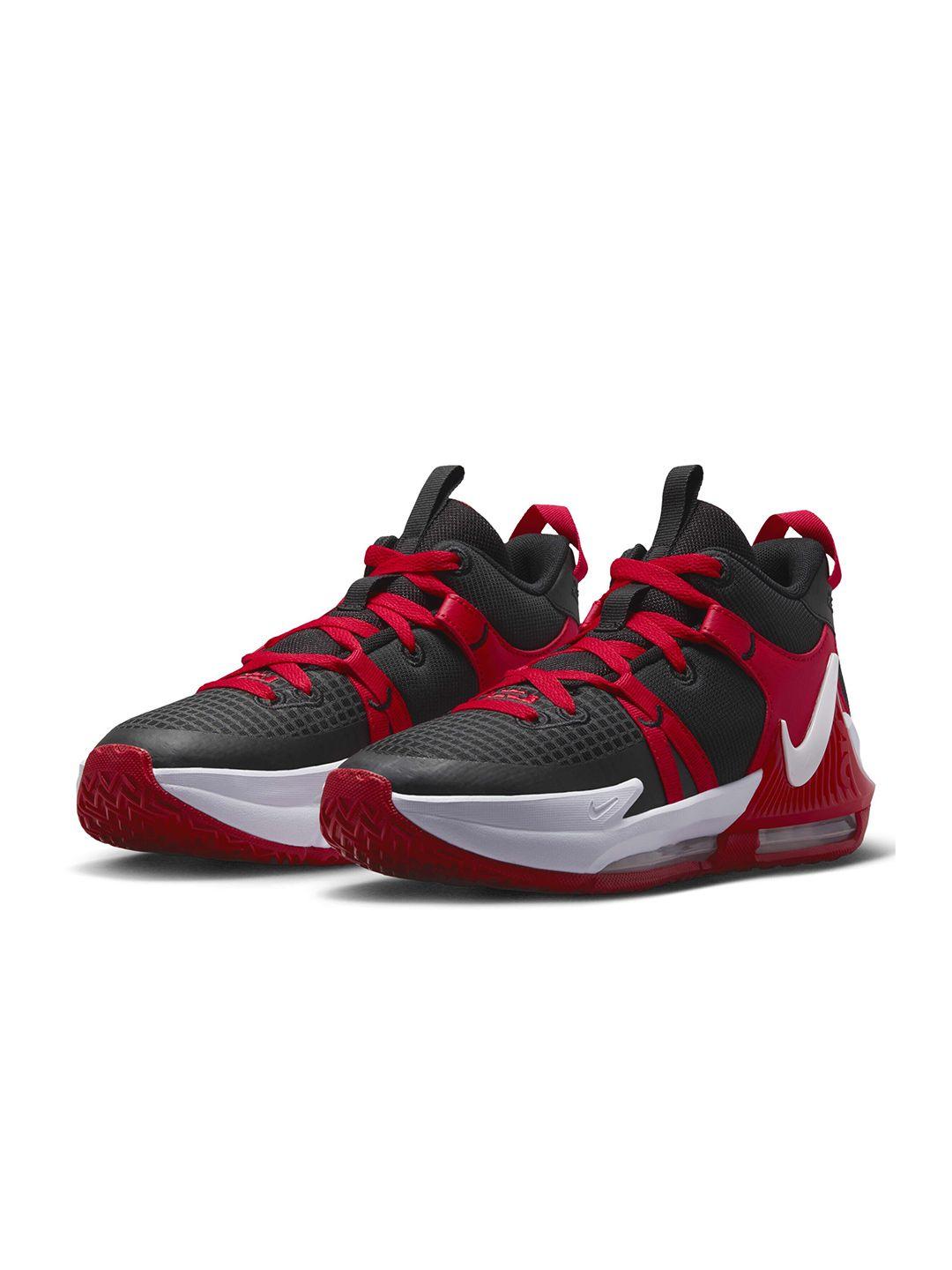 nike kids lebron witness 7 ep basketball shoes