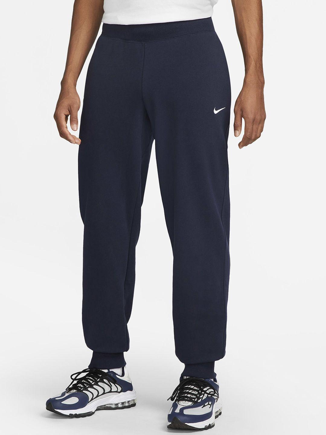 nike men french terry cuffed trousers