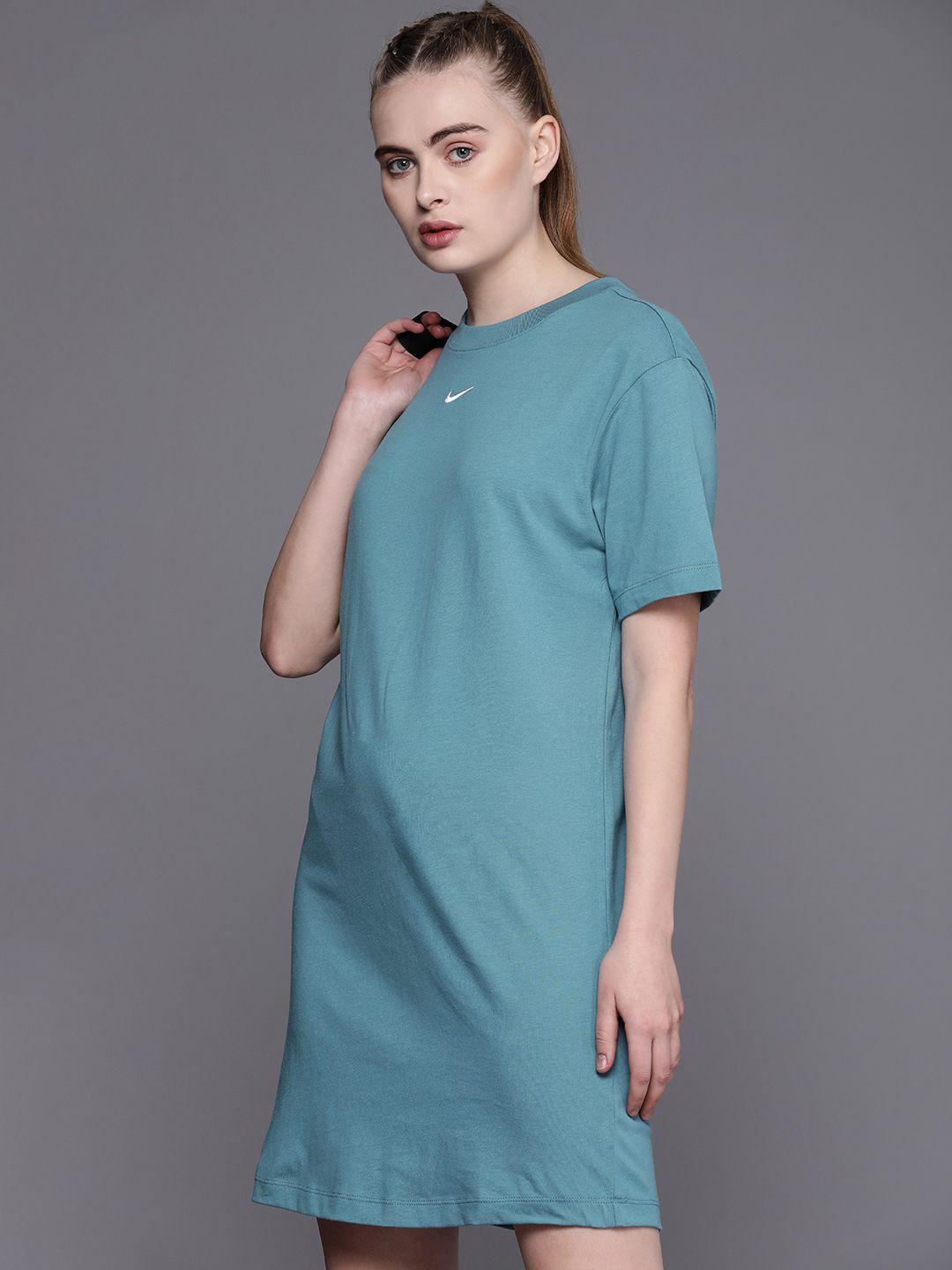 nike pure cotton solid drop shoulder oversized fit t-shirt dress