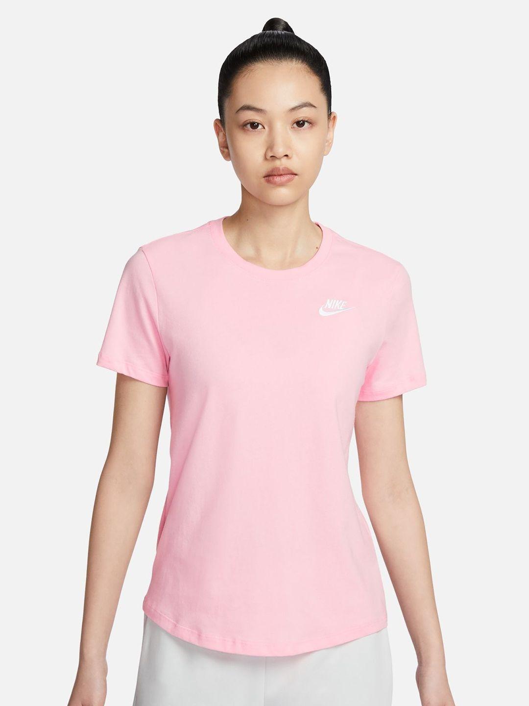 nike sportswear club essential round neck cotton t-shirt
