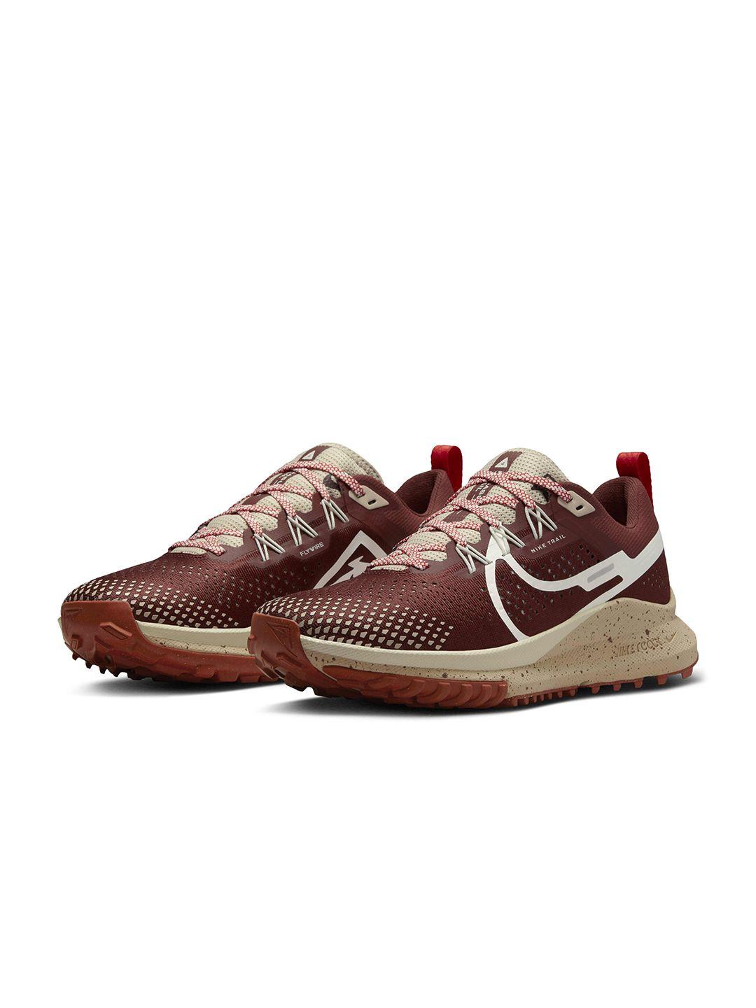 nike women pegasus trail 4 running shoes