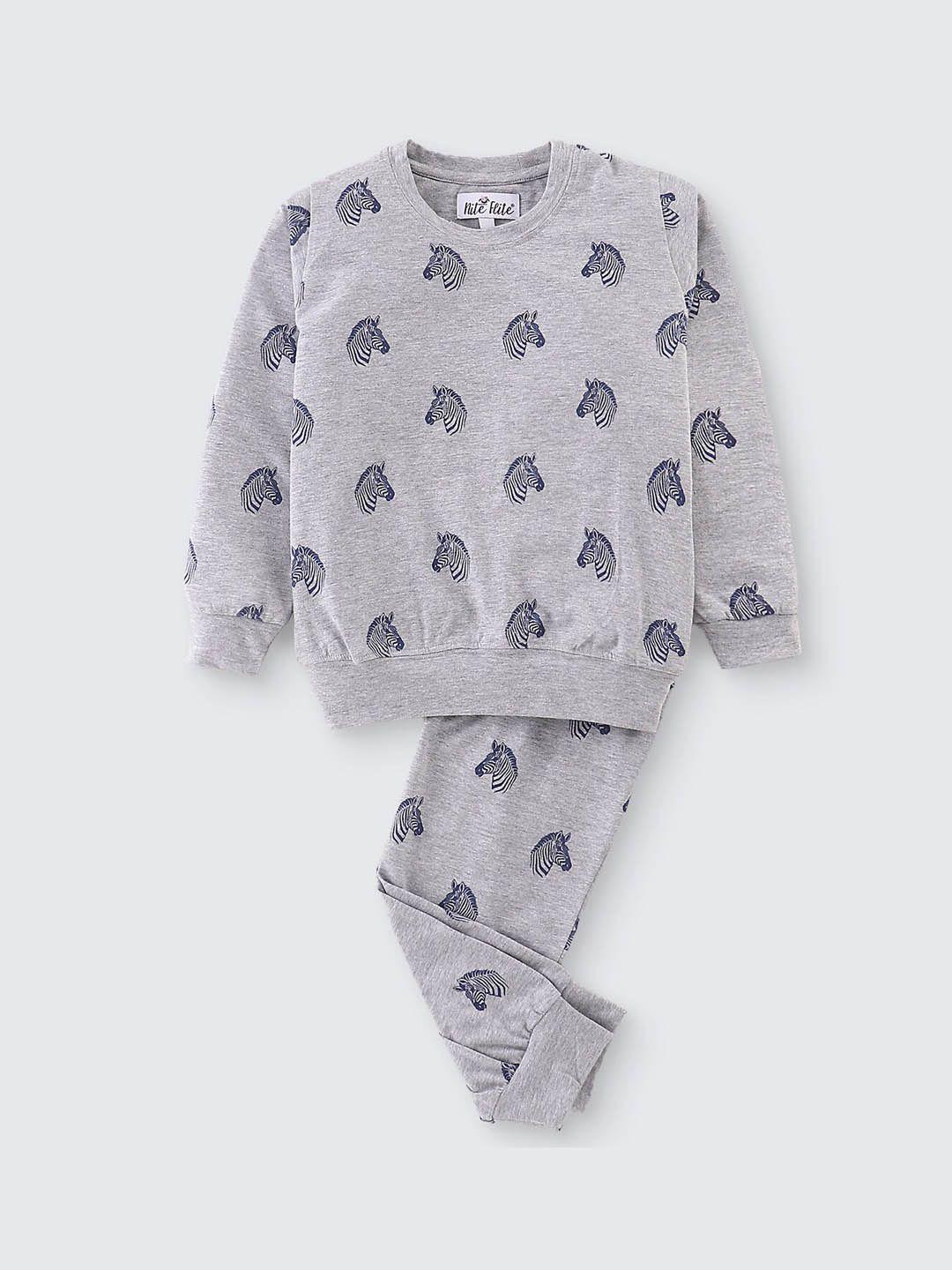 nite flite kids conversational printed pure cotton t-shirt & pyjamas night suit