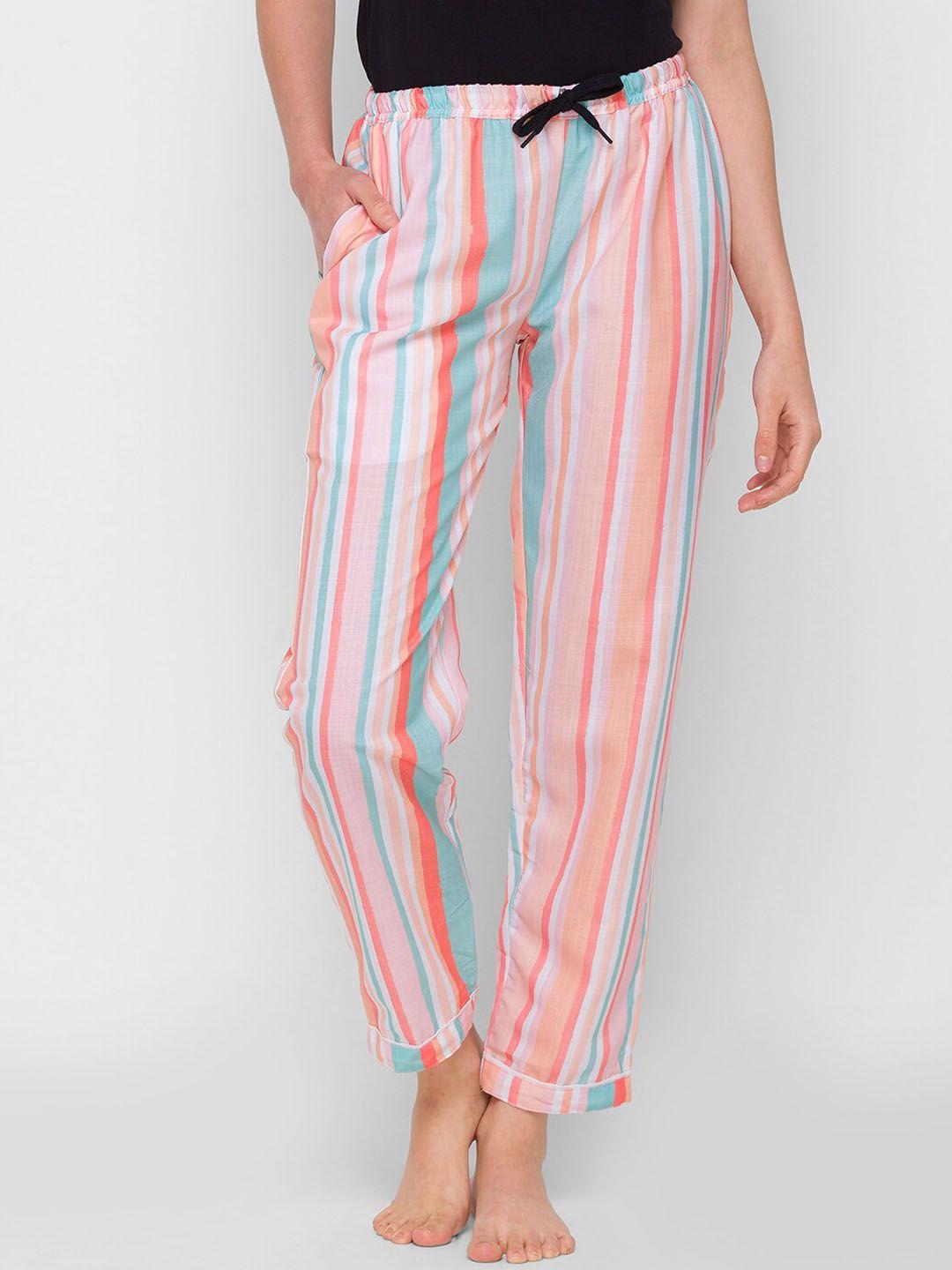 noira women pink & blue printed mid-rise cotton lounge pants