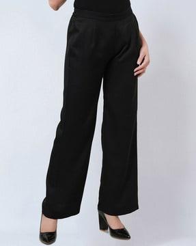 non-stretchable relaxed fit pants