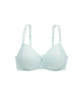 non-wired bra with lace hem