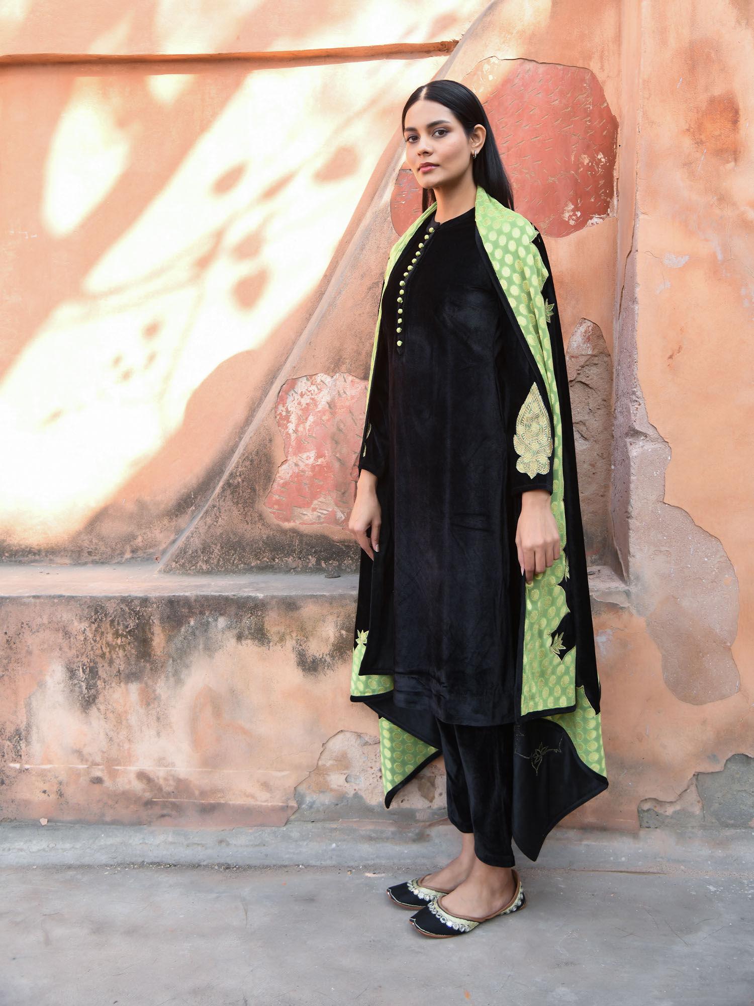 noor black velvet kurta with pant and dupatta (set of 3)