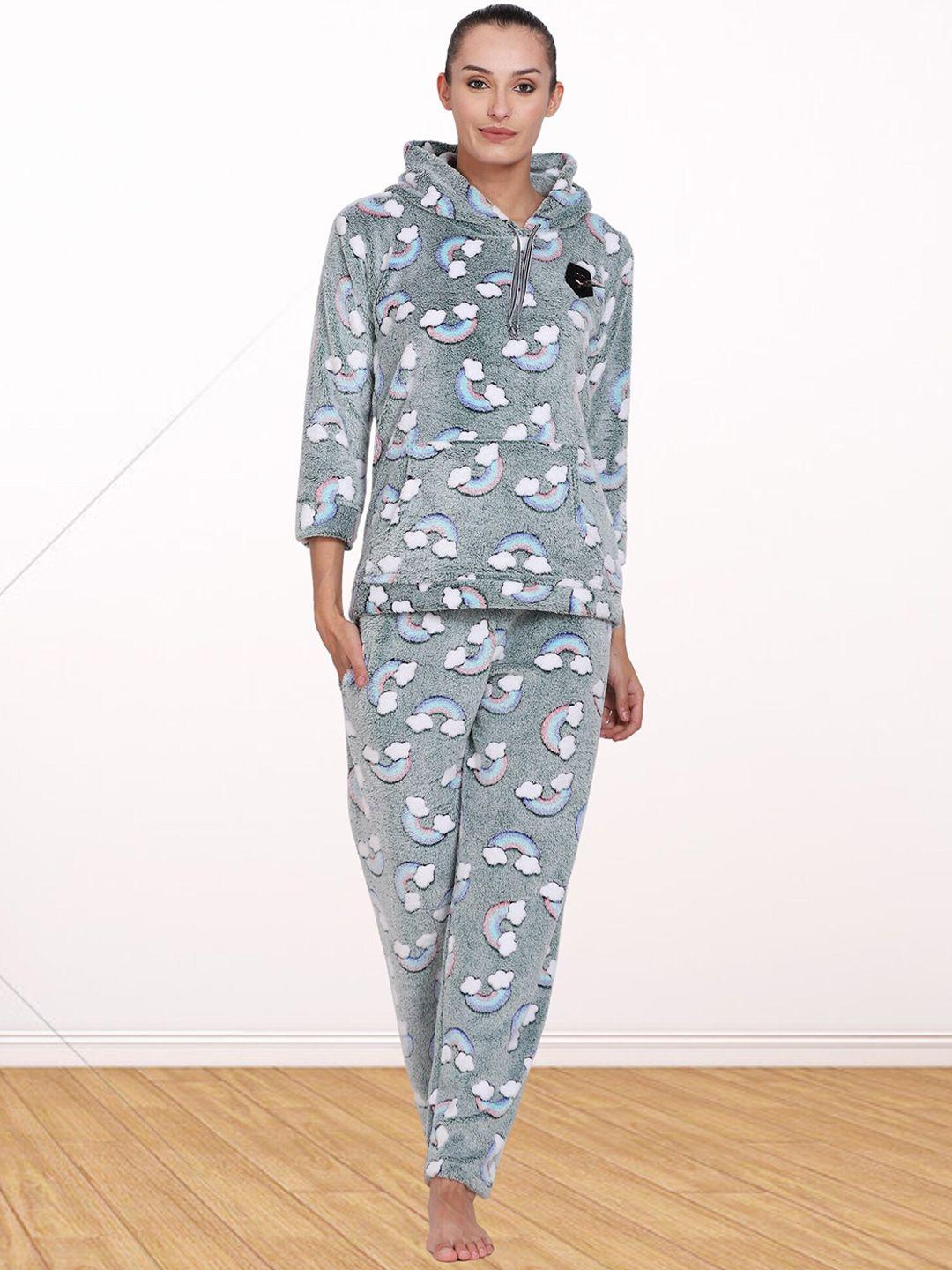 noty conversational self design hooded sweatshirt & pyjama