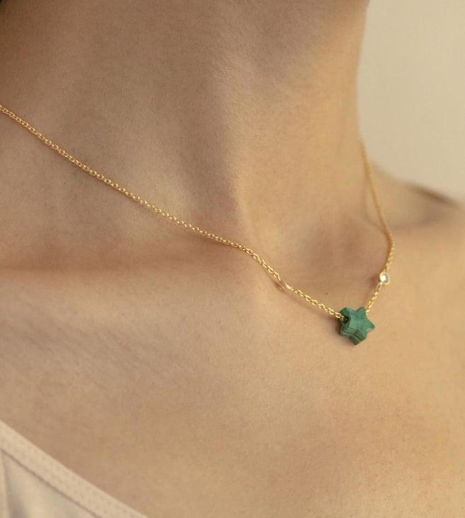 noyra green juno star necklace