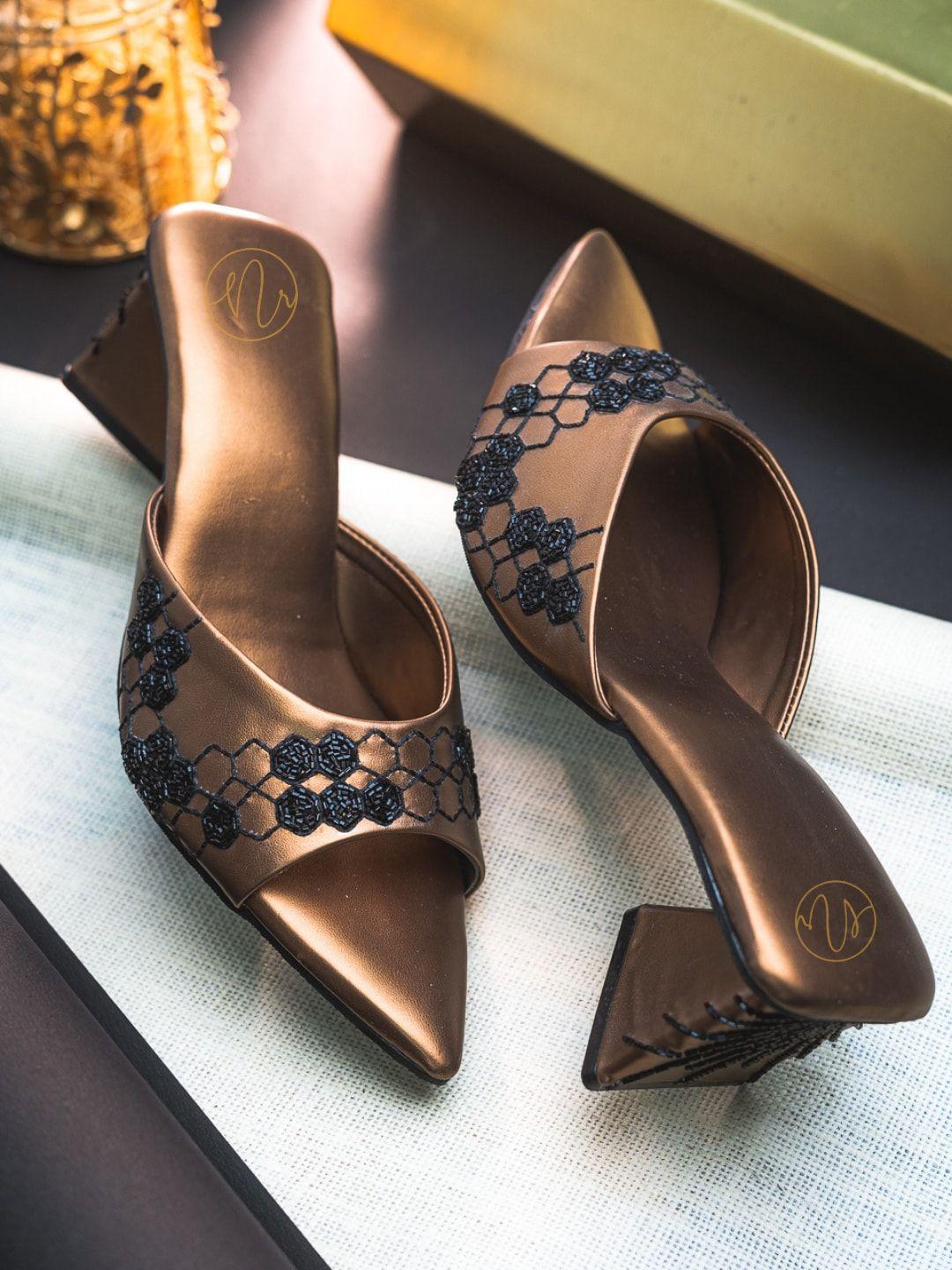 nr by nidhi rathi printed block heels with embellished