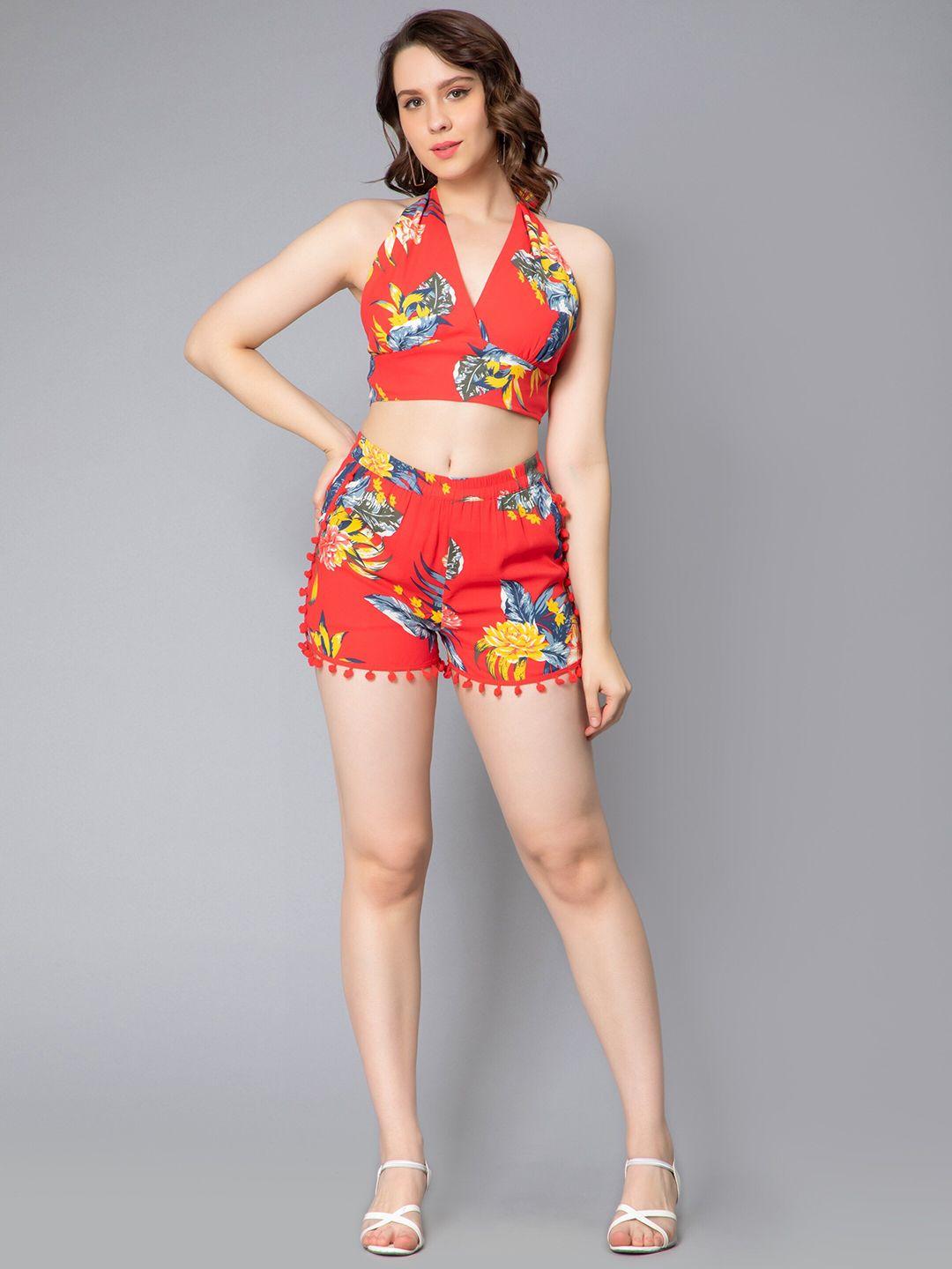 nuevosdamas halter neck printed crop top & shorts