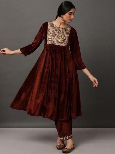 nuhh brown velvet kurta & pants