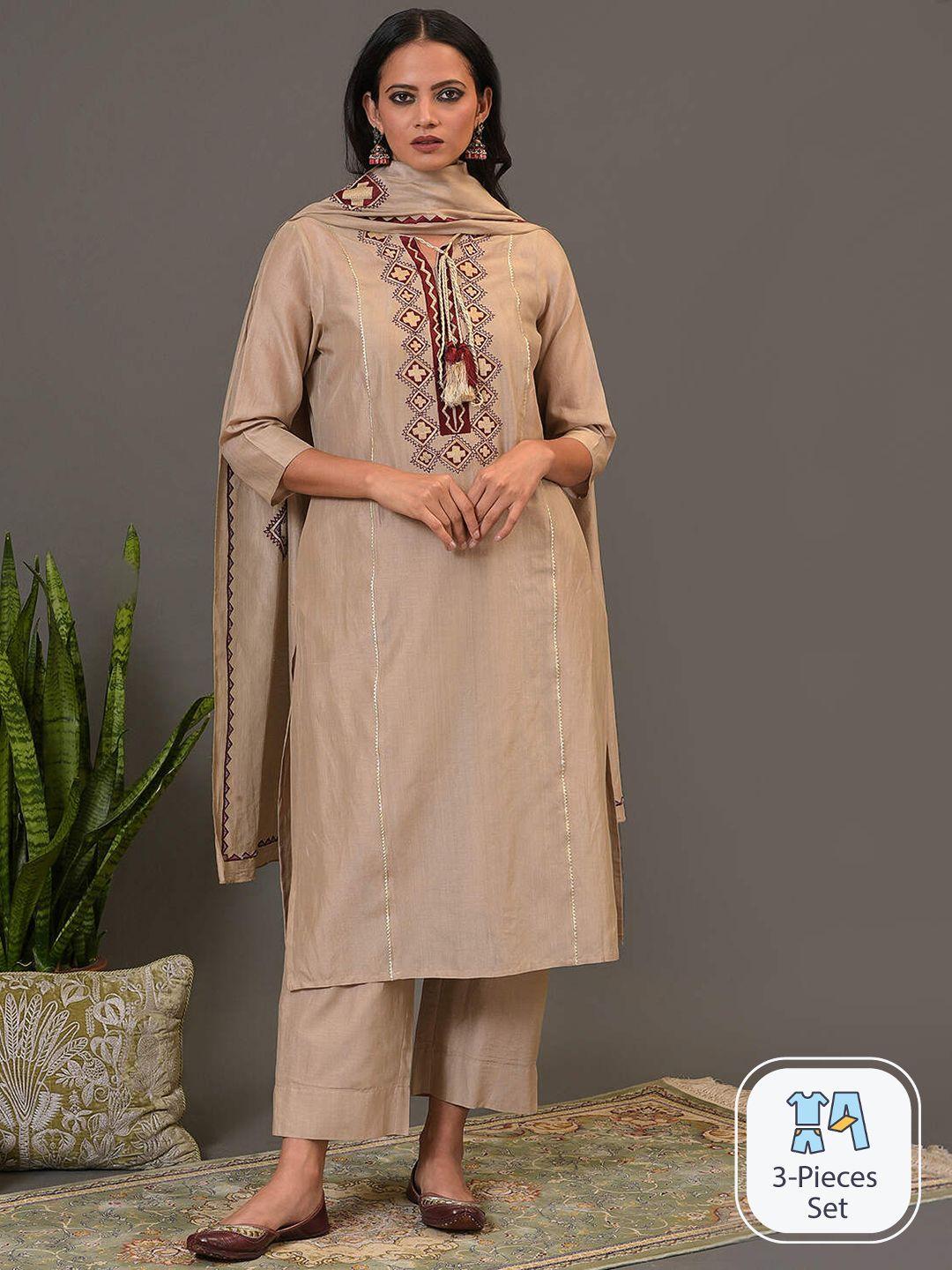 nuhh geometric embroidered thread work kurta with trousers & dupatta