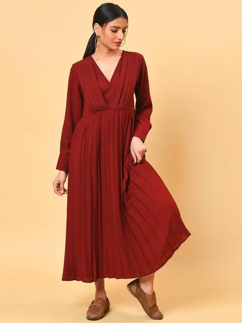 nuhh maroon comfort fit ulta chic pleated long dress