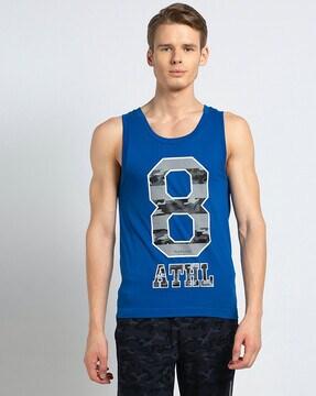 numeric print round-neck vest