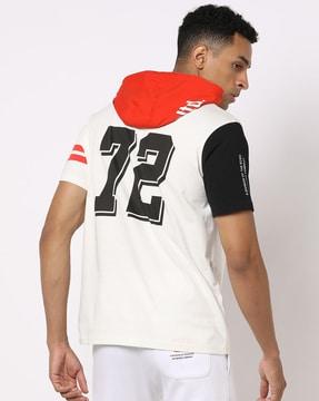 numeric print slim fit hooded t-shirt