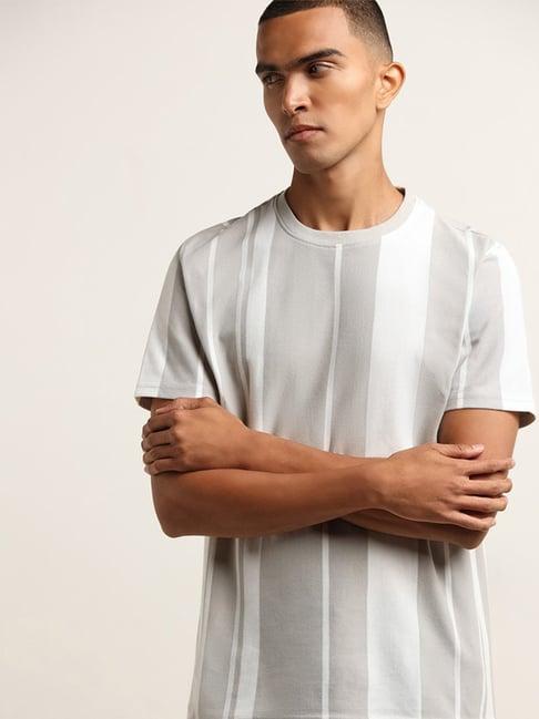 nuon by westside grey stripe printed slim fit t-shirt