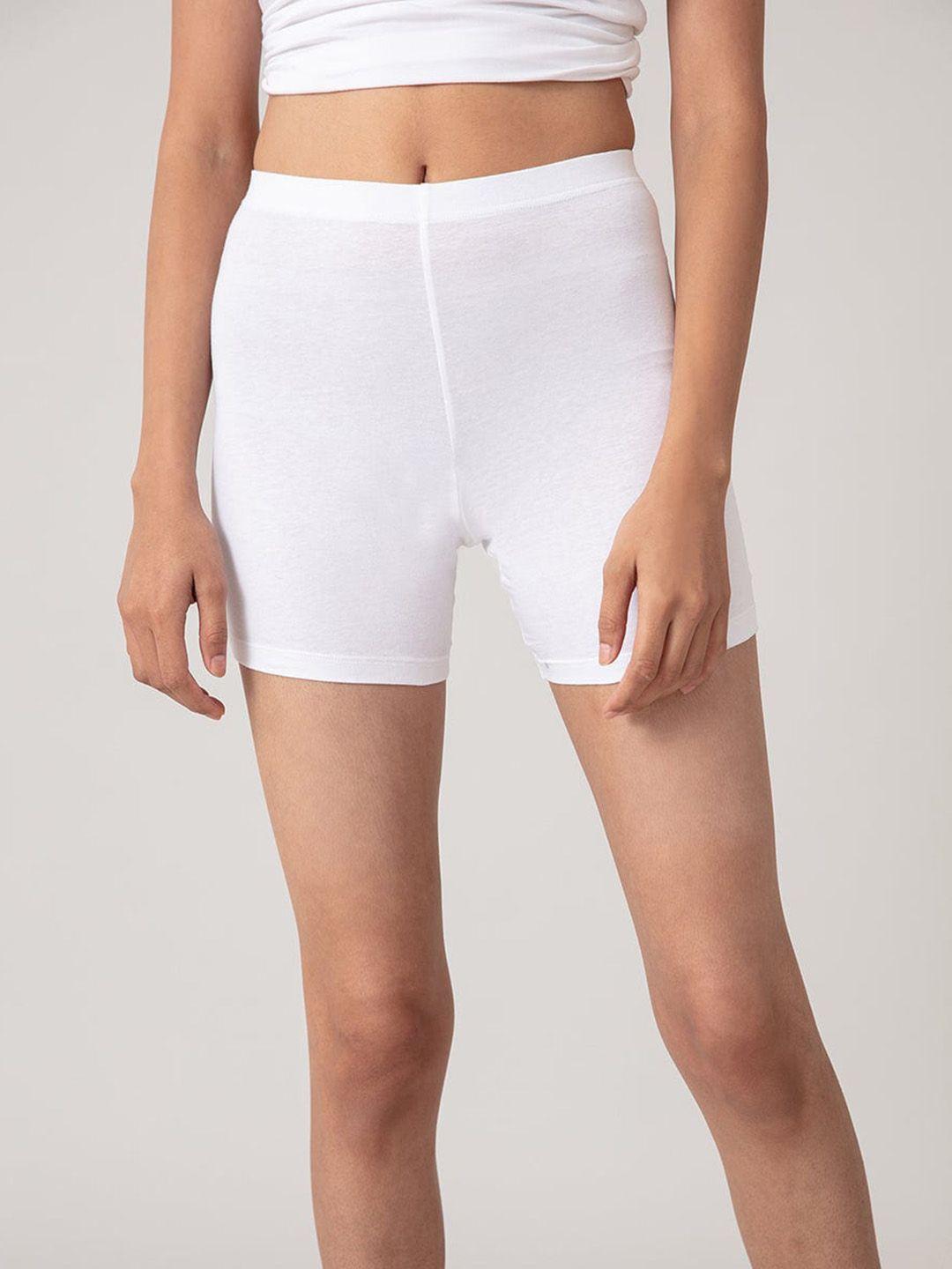 nykd women mid-rise shorts