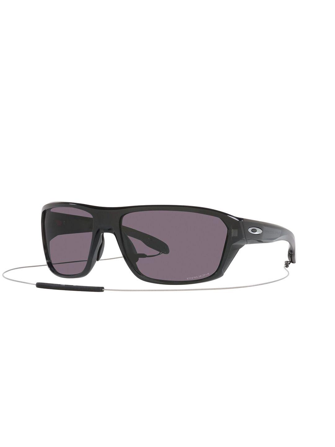 oakley men grey lens & black rectangle sunglasses with uv protected lens