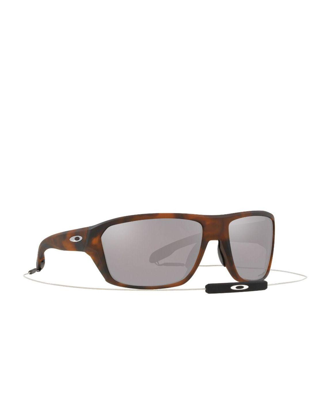 oakley men lens & rectangle sunglasses with polarised lens