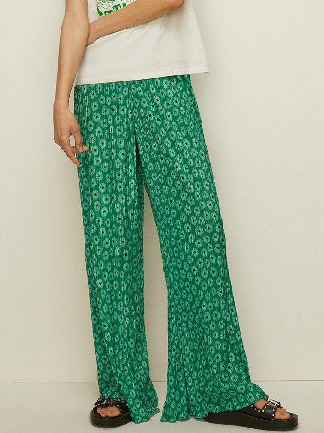 oasis women floral print plisse flare trouser