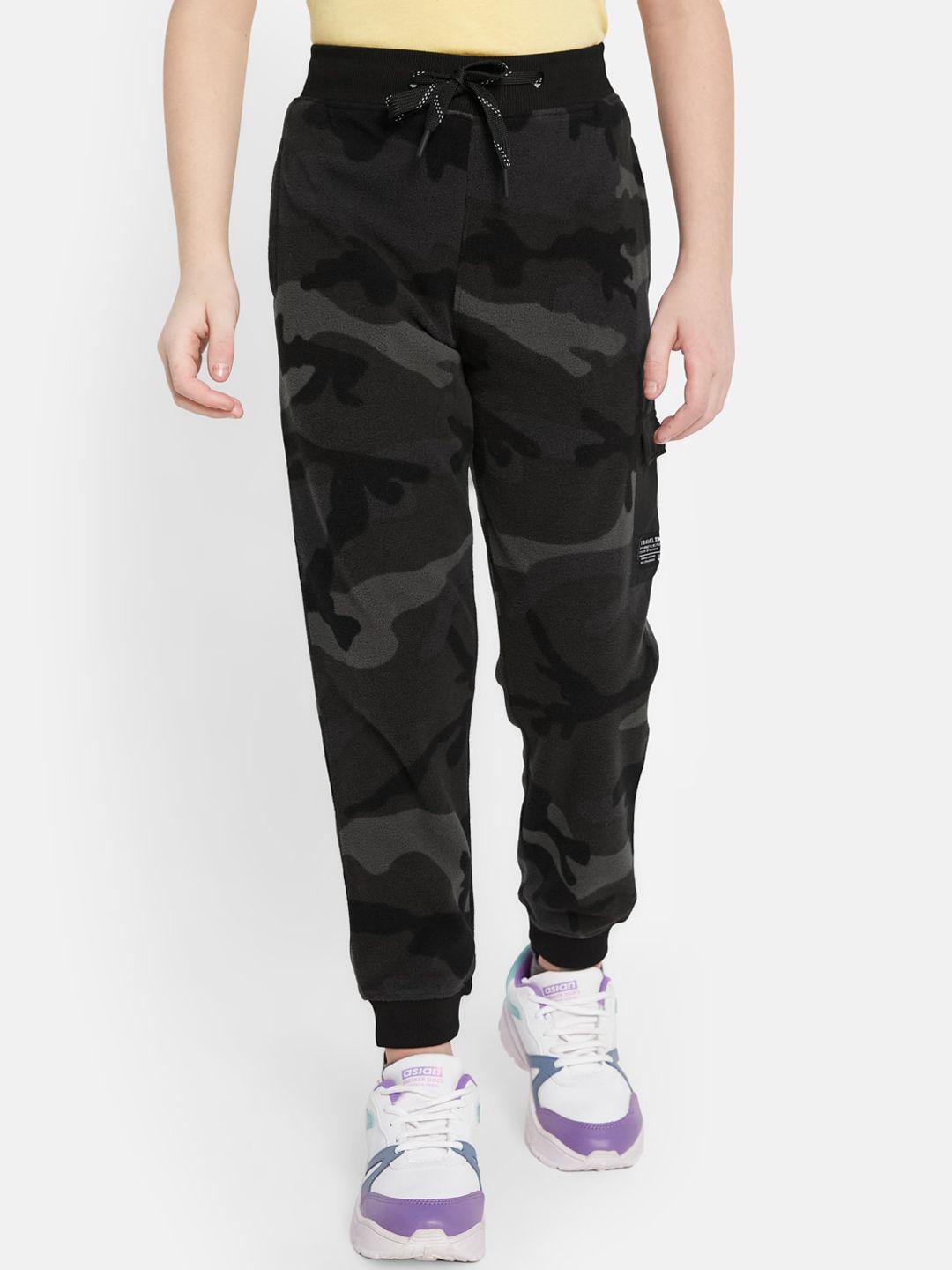 octave boys camouflage printed mid-rise fleece joggers