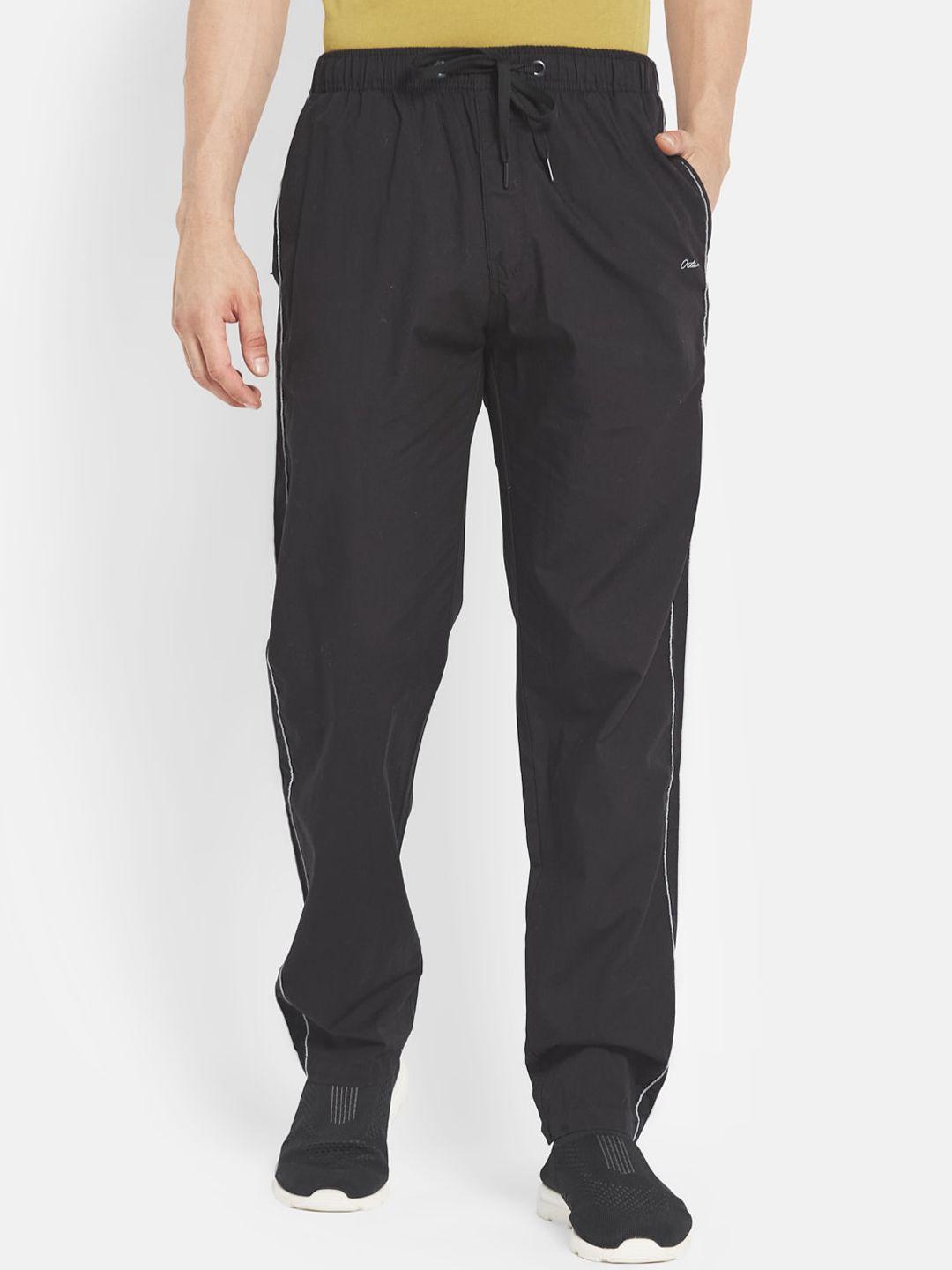 octave men black solid cotton track pant