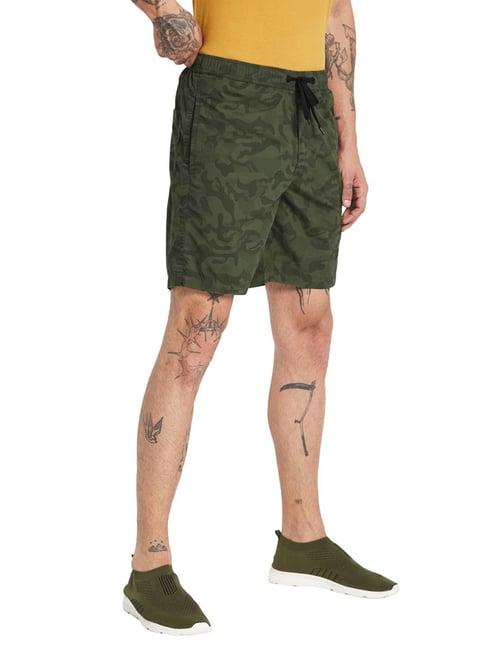 octave olive green cotton regular fit camouflage shorts