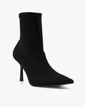 odella ankle-length boots