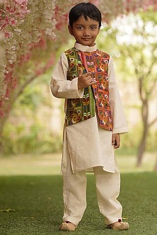 off-white cotton kurta set with bundi jacket for boys