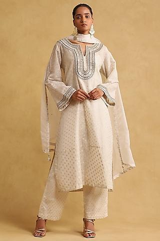 off-white blended fabric embroidered kurta set