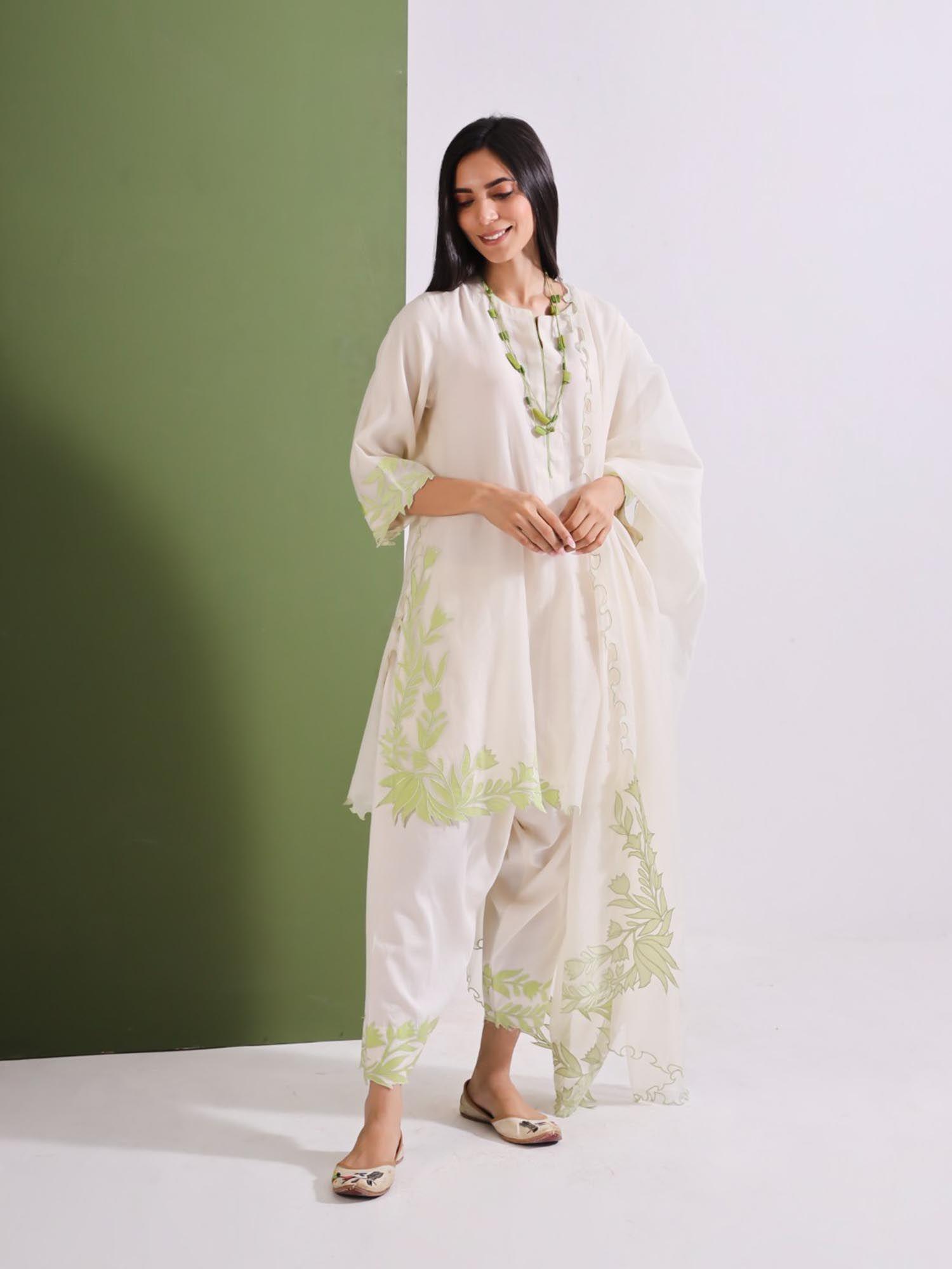 off white chanderi kurta with salwar and dupatta (set of 3)