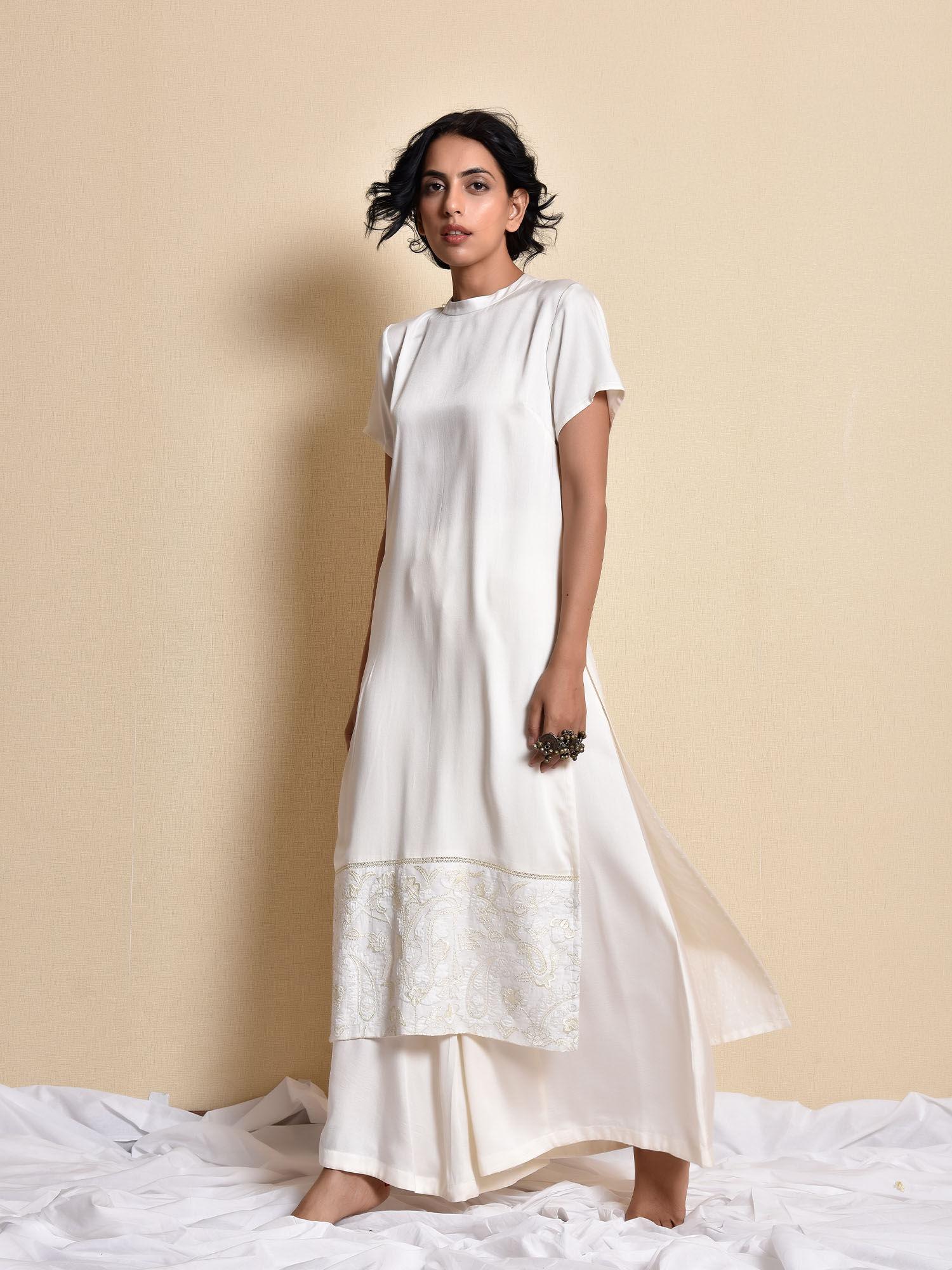 off white chandhni nazakat kurta set