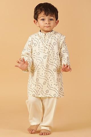 off-white cotton bandhani printed kurta set for boys