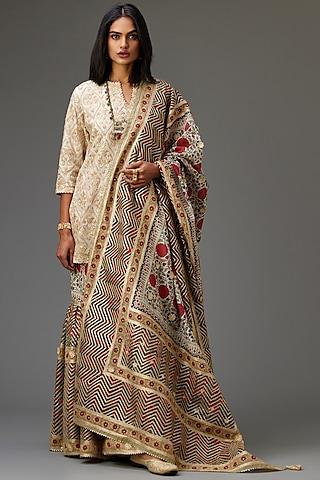 off-white cotton chanderi embroidered kurta set