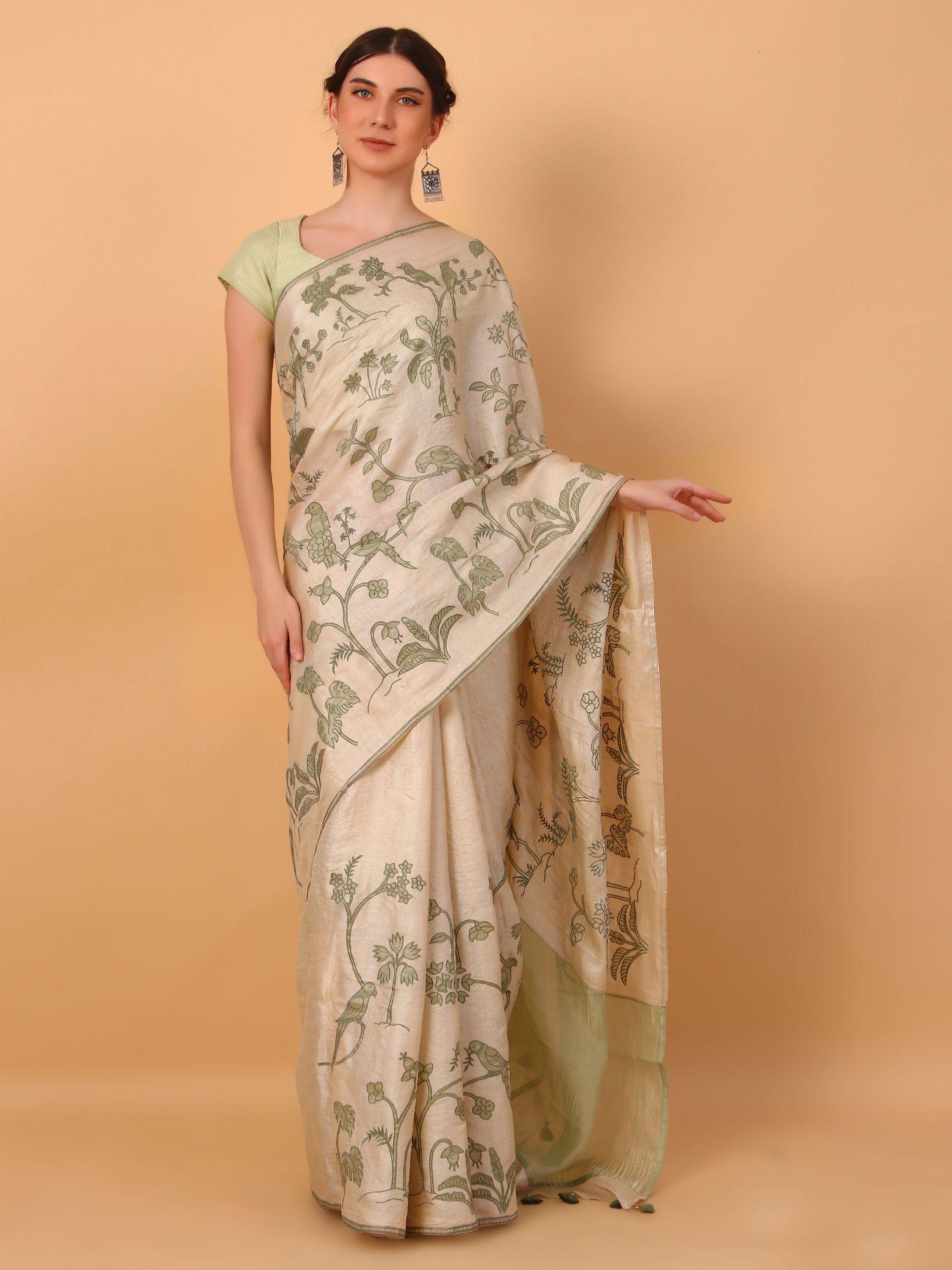 off white patchwork printed saree with unstitched blouse