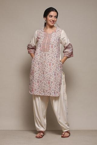 off white print ethnic 3/4th sleeves round neck women straight fit salwar kurta set