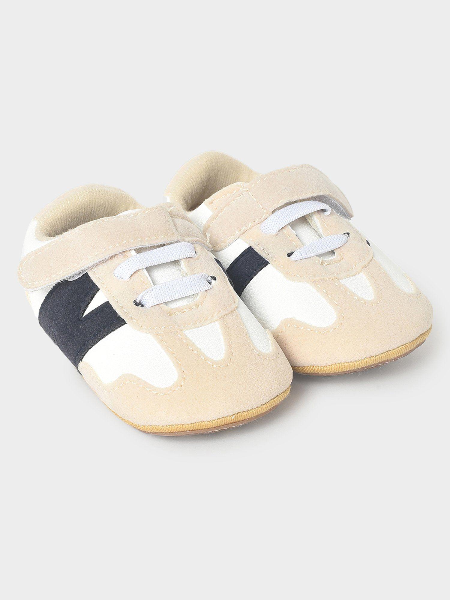off white rexine shoes for boys