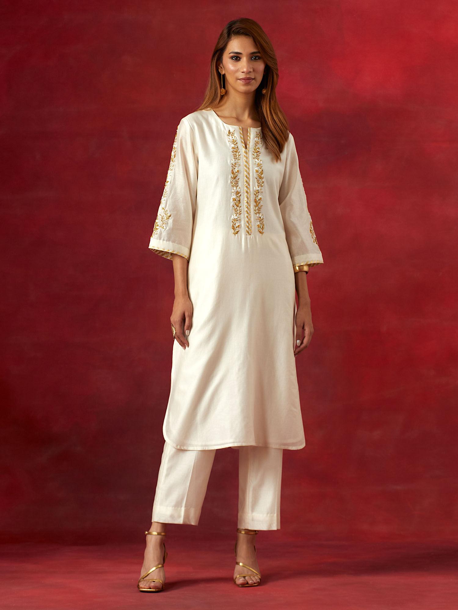 off white round neck kurta with pant (set of 2)