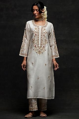 off-white silk chanderi floral embroidered kurta set