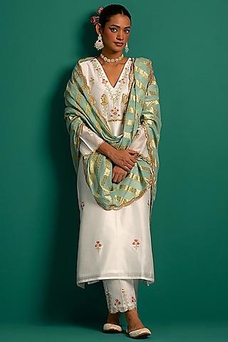 off-white silk chanderi hand embroidered kurta set