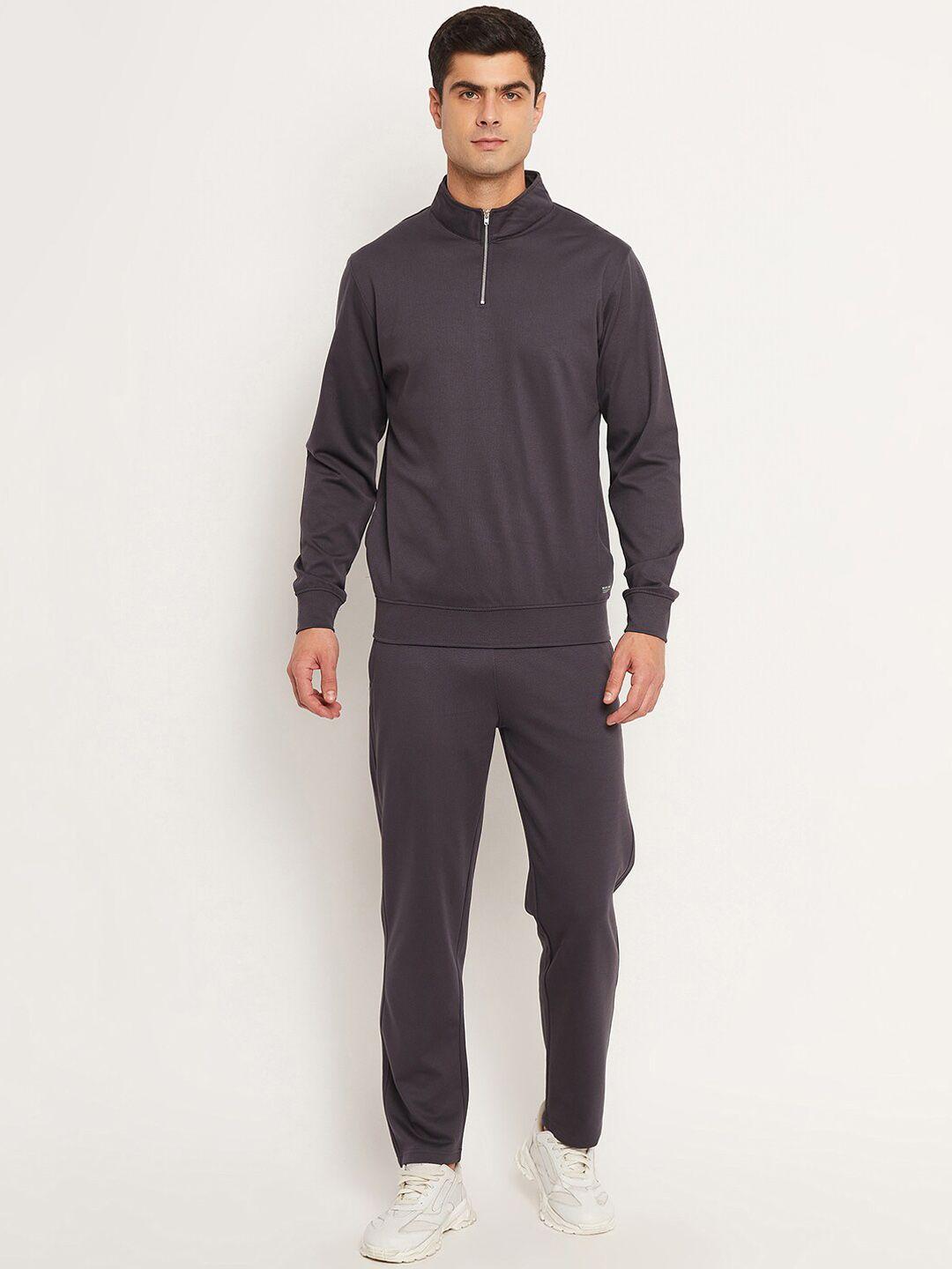 okane mock collar sweatshirt with track pant