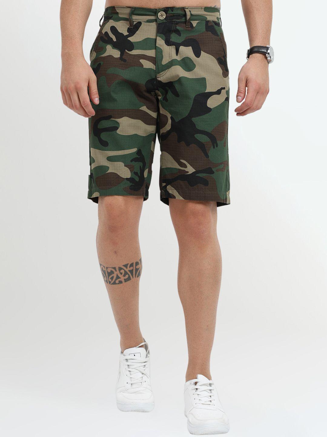 old grey men mid-rise camouflage printed slim fit cotton shorts