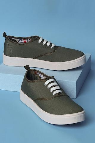 olive self design casual women casual shoes